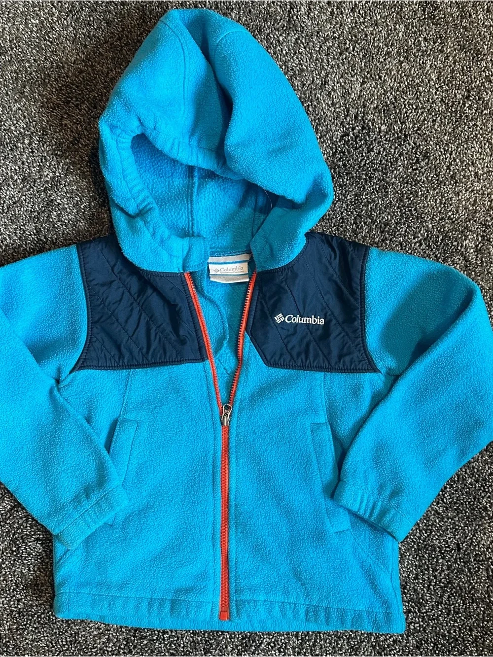 Boys 4T 10 piece clothing bundle inc hoodies, PJs, sweatshirt and more